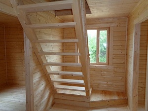 Интерьер деревянного дома 6х8 м