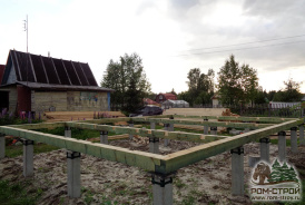 Под усадку дом 6х8 под ломанной крышей